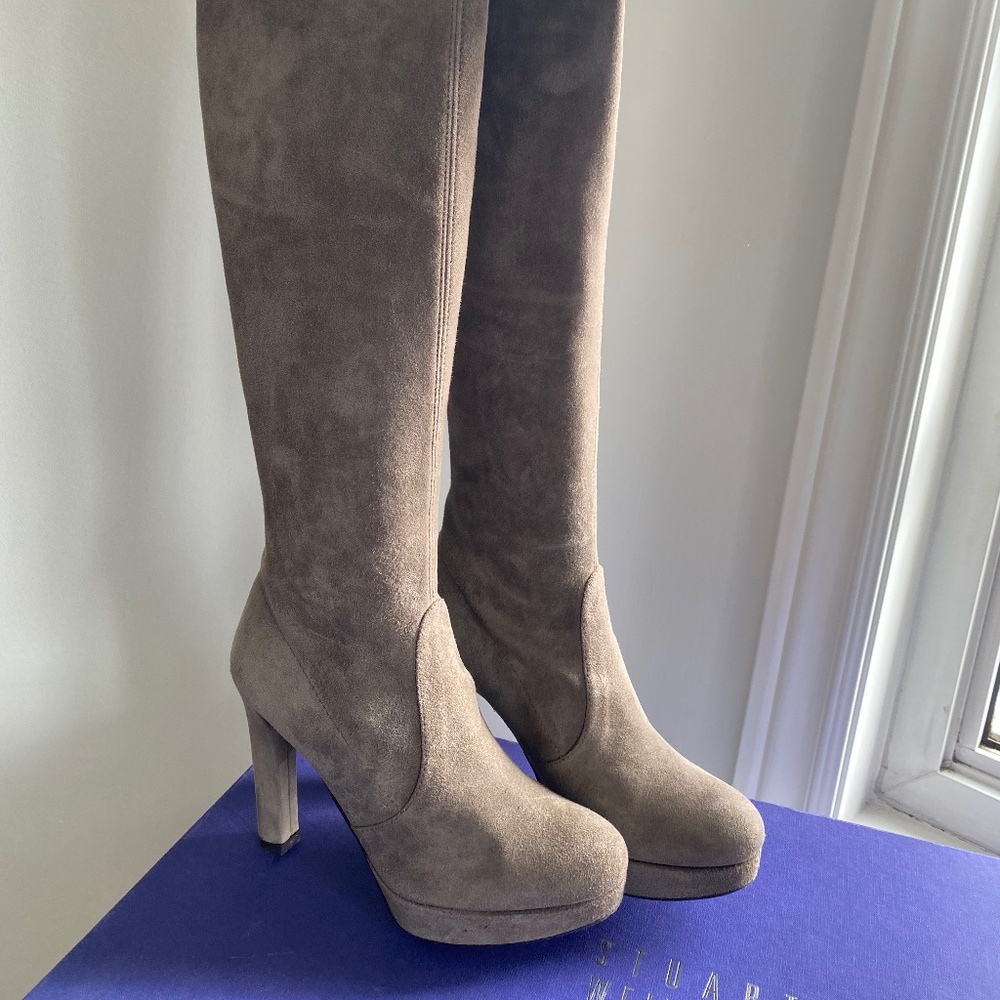 Stuart Weitzman Highland Suede Boot 4.5 (size 6)